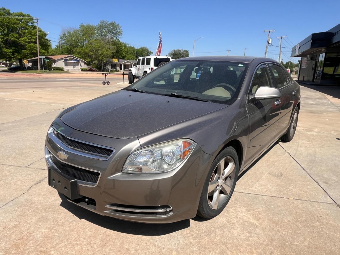 2012 GRAY CHEVROLET MALIBU (1G1ZC5E49LF) , located at 8101 E. Skelly Dr., Tulsa, OK, 74129, (918) 592-3593, 36.121891, -95.888802 - Photo#0